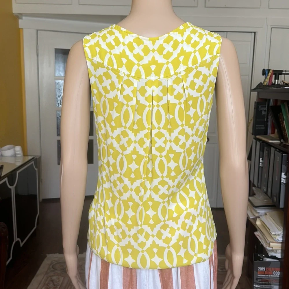 Tory Burch Signature Print Yellow Silk Sleeveless Blouse Size 4